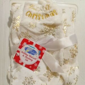 baby blanket with Christmas Stocking  Color white and gold